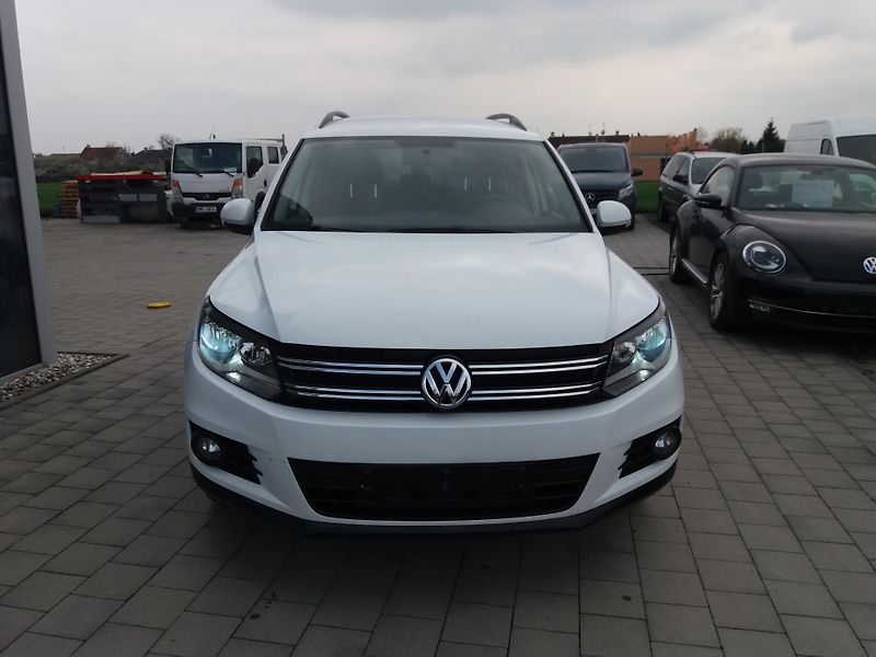 Volkswagen Tiguan 1.4TSi,92kW,SERVISNÍ KNÍŽKA!! - fotka 2 z 20