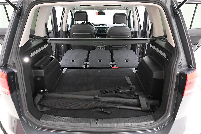 Volkswagen Touran 2,0 TDI 110kW Active Záruka až - fotka 10 z 24