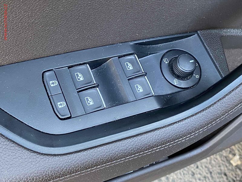 Škoda Superb (2021) 2.0TDi 4x4, ČR, L&K, DSG - fotka 11 z 20