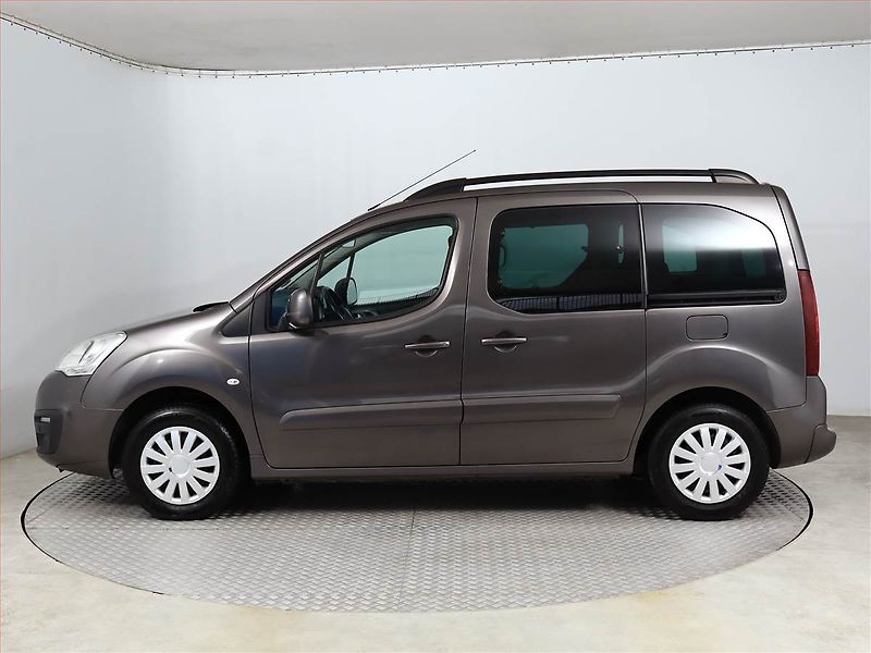 Citroën Berlingo (2018) Shine 1.6 BlueHDi, 5Míst, ČR - fotka 3 z 15