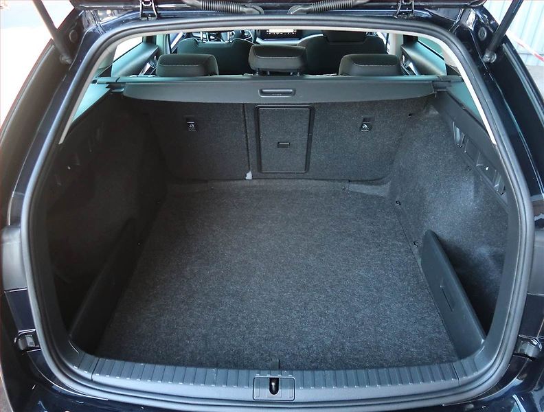 Škoda Octavia (2020) 2.0 TDI, Automat, Navi - fotka 14 z 27