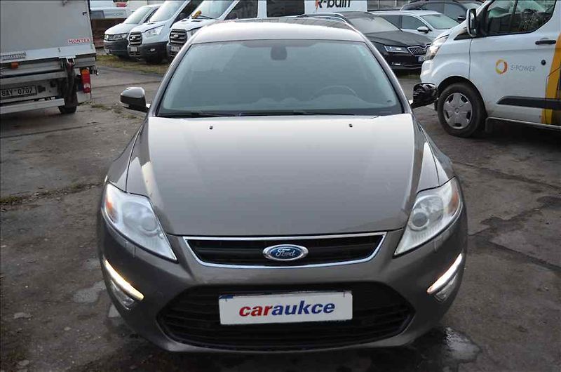 Ford Mondeo (2010) 2,0 TDCI - fotka 2 z 22