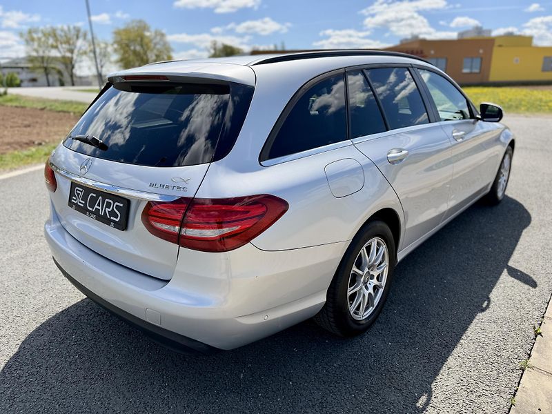 Mercedes-Benz Třídy C 200d FULL LED NAVIGACE 2X KOLA - fotka 5 z 43