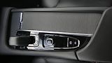 Volvo V90 B4 mHEV AWD aut. Momentum Pro - náhled 17
