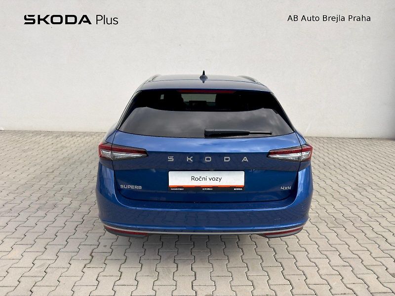 Škoda Superb (2025) COMBI 4x4 L K TD 142/2.0 A7A - fotka 9 z 40