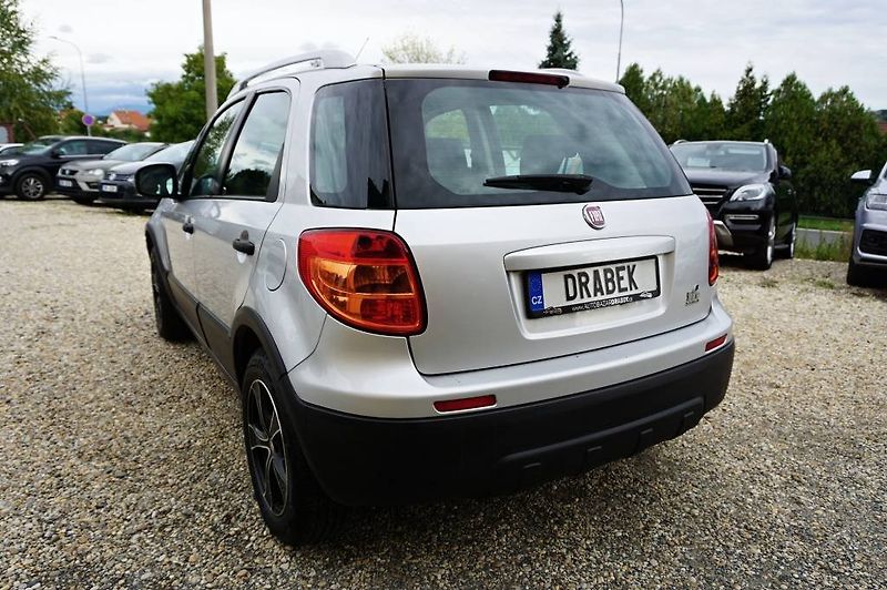 Fiat Sedici (2012) 1,6 16V 88 kW - fotka 6 z 46