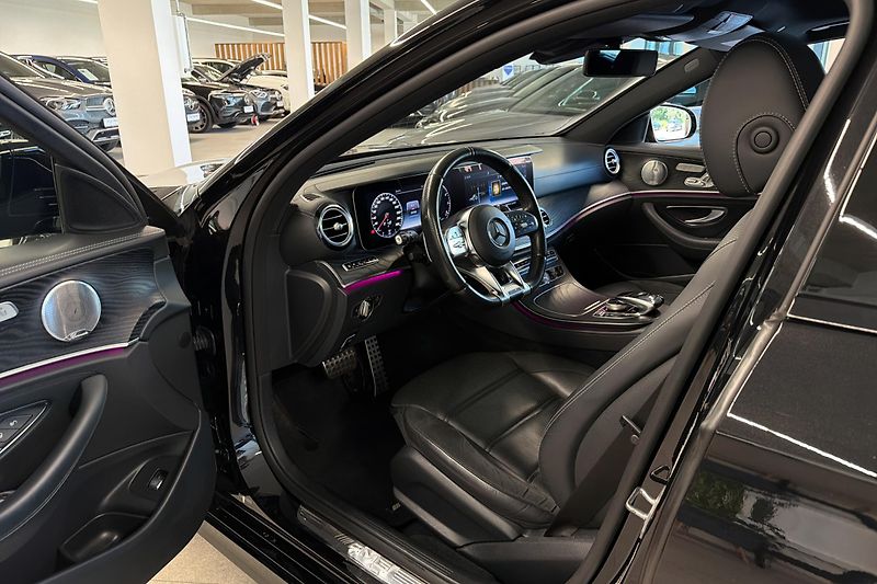 Mercedes-Benz Třídy E (2018) Mercedes-Benz E 53 AMG 4Matic+ - fotka 39 z 52