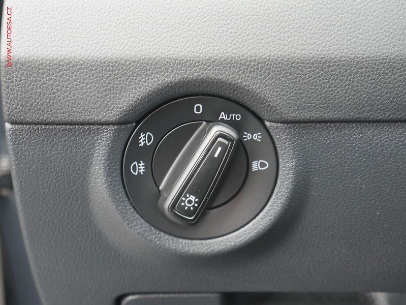 Škoda Octavia (2019) 1.5 TSi, ČR, Style, LED, navi - fotka 23 z 24