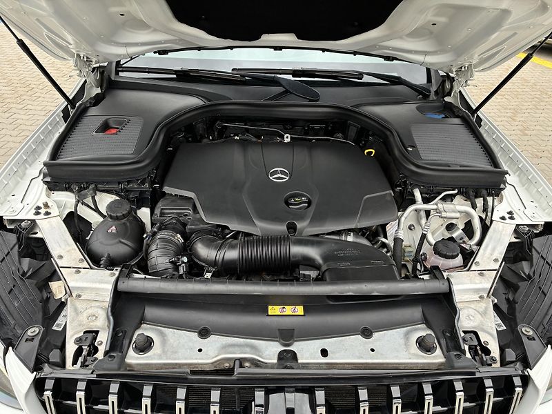 Mercedes-Benz GLC 250d-150kw,4x4,COUPE, AMG,AT  - fotka 34 z 36