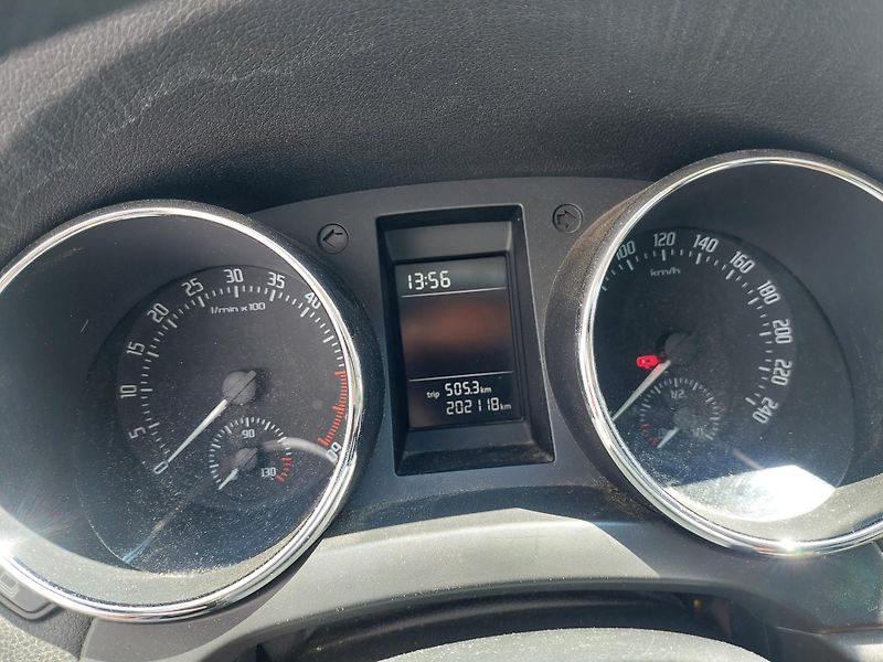 Škoda Yeti (2013) 2.0TDi Active 4x4 - fotka 15 z 40