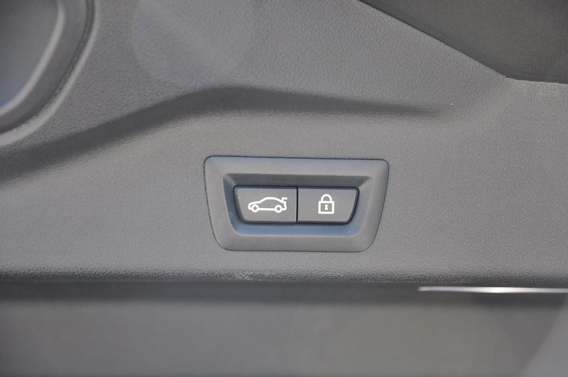 BMW X5 xDrive 40d 250kW - fotka 10 z 36