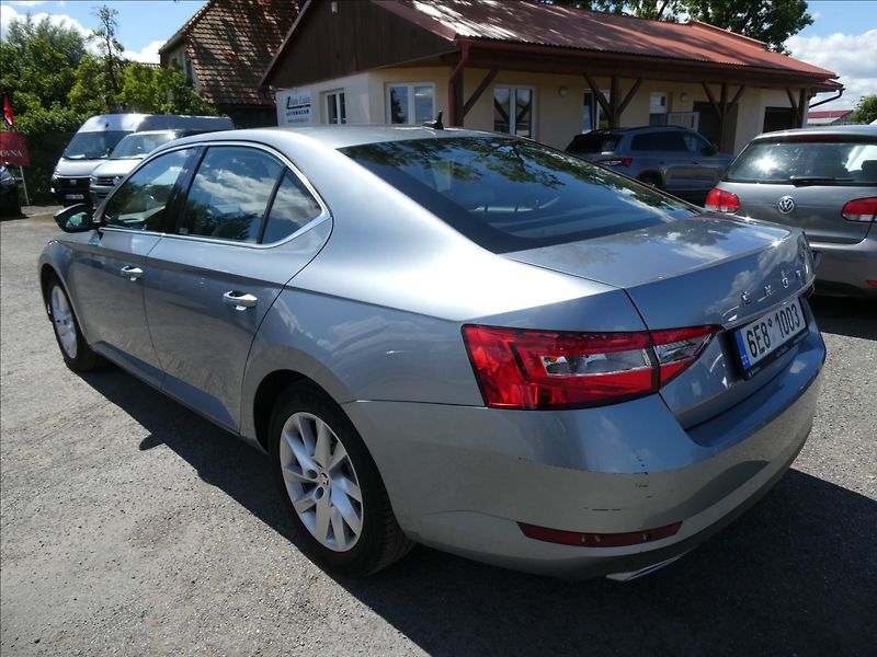 Škoda Superb 1,5 TSi 110kW 1majitel,DSG,DPH - fotka 7 z 47