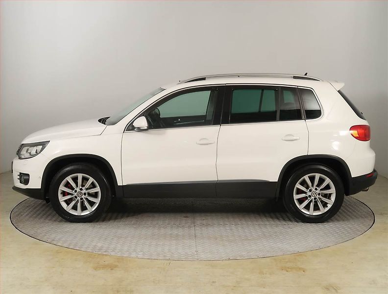 Volkswagen Tiguan (2012) 2.0 TSI, 4X4, Automat, Kůže - fotka 3 z 21