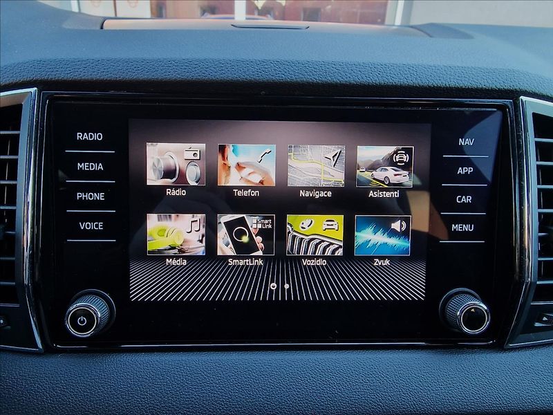Škoda Karoq 2.0TDI Style, původ ČR,1.Maj. - fotka 25 z 50