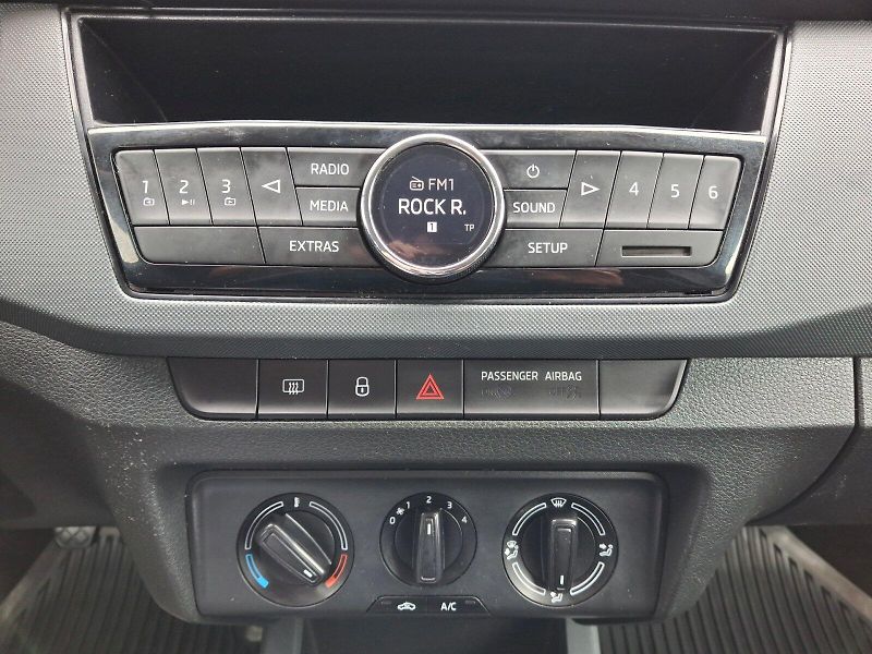 Škoda Fabia (2018) Combi Active Plus 1,0TSi 70kW - fotka 19 z 29