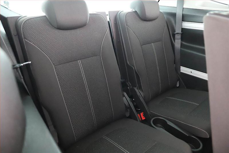 Opel Zafira (2016) 2.0 CDTI, Automat, 7 míst - fotka 9 z 21