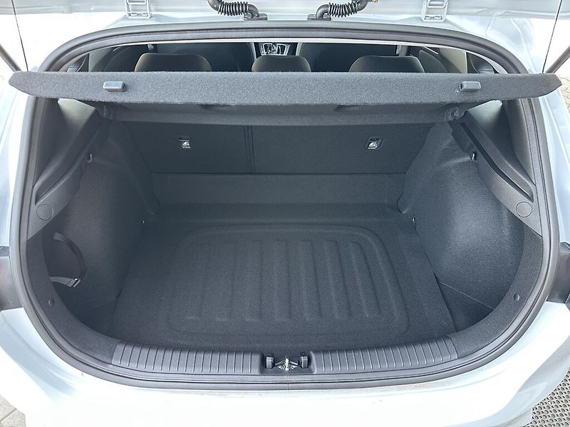 Kia Ceed (2025) 1,5 T-GDi 103 kW SPIN - fotka 6 z 6