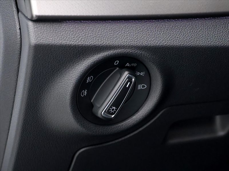 Škoda Kamiq 1.0 TSI 81kW DSG CZ Style - fotka 16 z 38