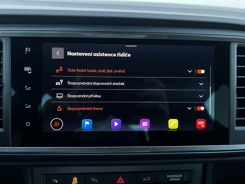 Cupra Ateca 2.0TSI DSG 221kW 1.Maj DPH TZ - fotka 21 z 30