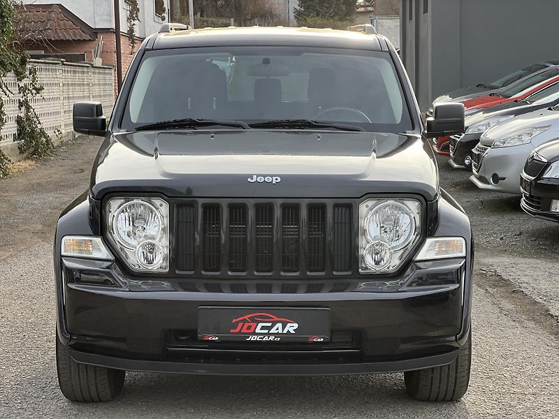 Jeep Cherokee 2.8CRD MANUÁL 6.R.ST. KLIMA - fotka 2 z 38