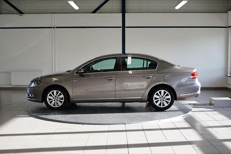 Volkswagen Passat - fotka 3 z 27