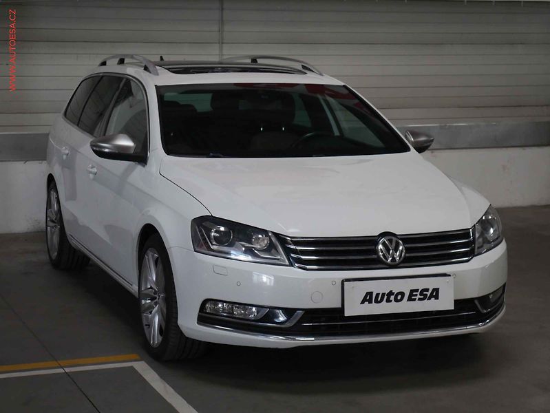 Volkswagen Passat (2012) 3.6 FSi 4x4, ČR, DSG, bixen - fotografie inzerátu
