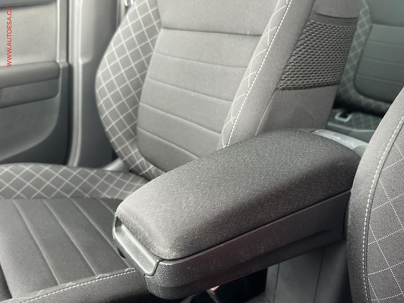 Škoda Fabia (2016) 1.4 TDI, Navi, AC - fotka 17 z 18