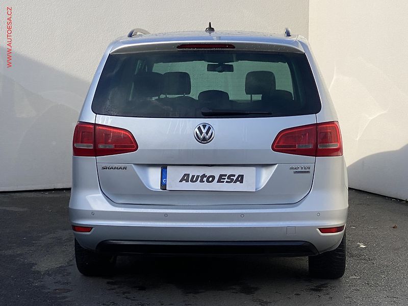 Volkswagen Sharan (2012) 2.0 TDi, Match, xenon - fotka 5 z 18