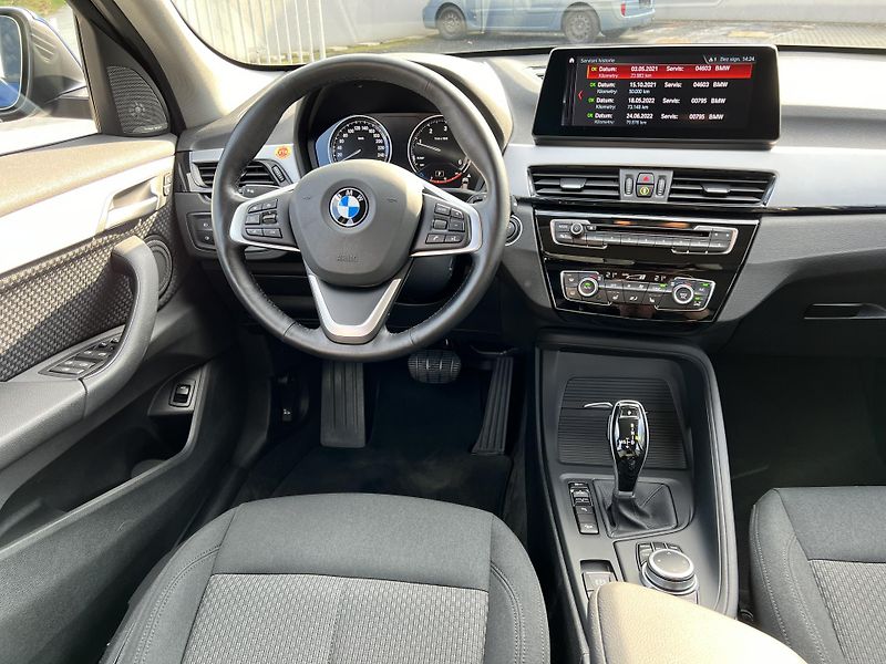 BMW X1 20d x-Drive Led HK  - fotka 10 z 25