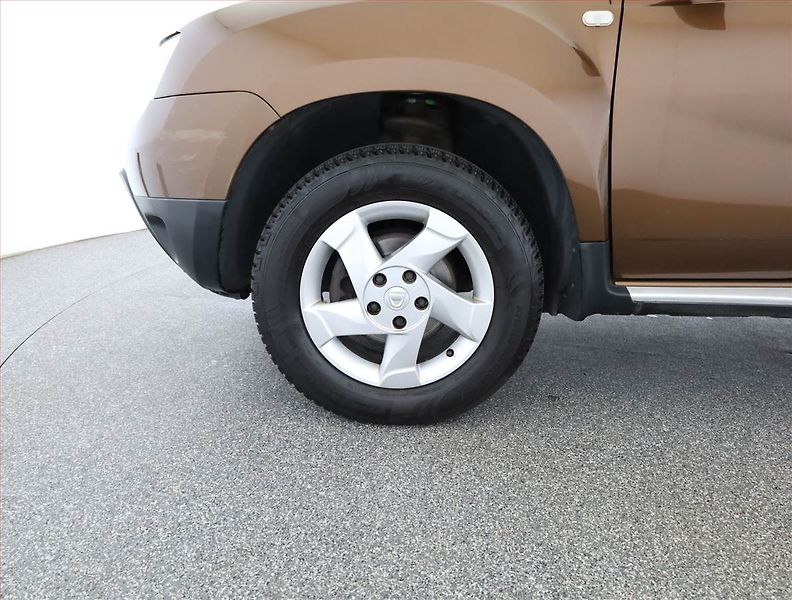 Dacia Duster (2010) 1.5 dCi, 4X4, Park. senzory - fotka 13 z 13