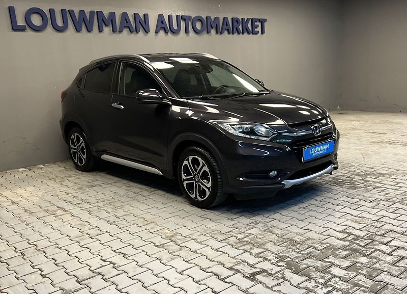 Honda HR-V 1.5 i-VTEC AT EXECUTIVE - fotka 14 z 17