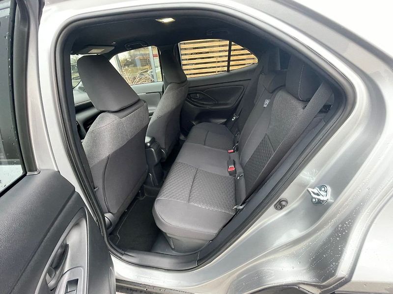 Toyota Yaris Cross 1.5 Hybrid 116HP FWD Style - fotka 27 z 29