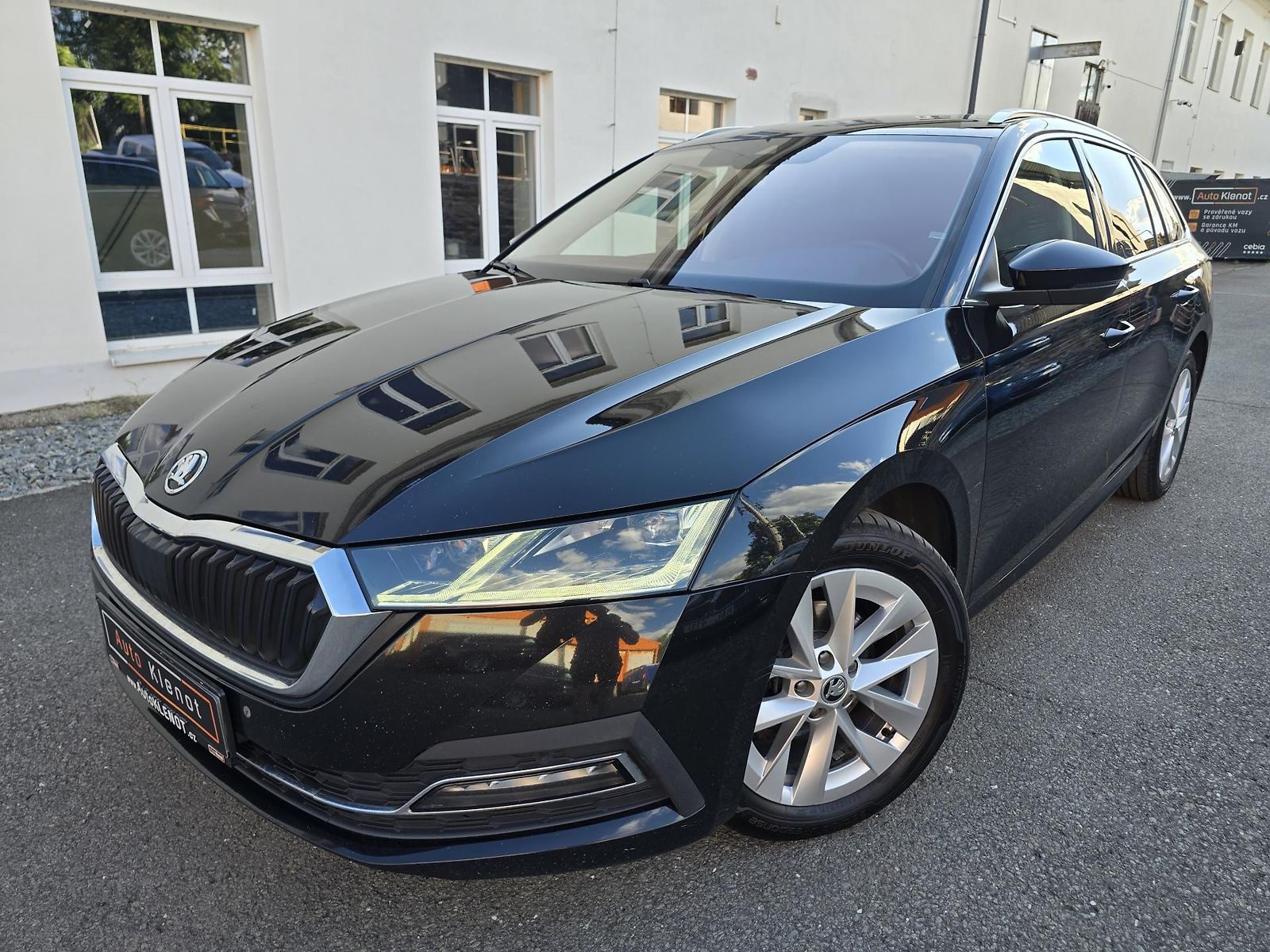 Škoda Octavia 2,0TDI 110kW DSG STYLE + NAVI
