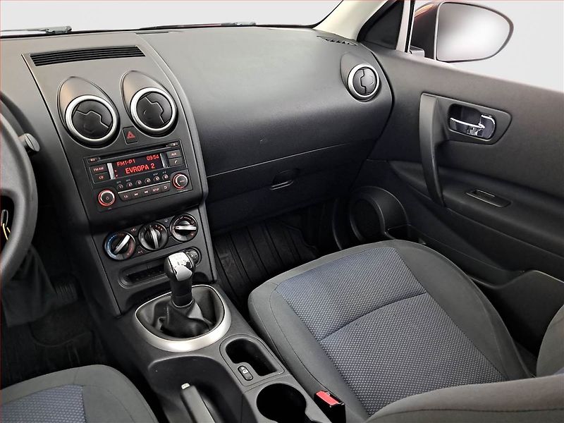 Nissan Qashqai (2013) 1.6, po STK, CZ doklady - fotka 8 z 17