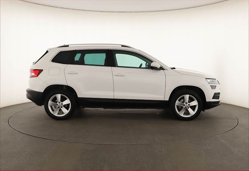 Škoda Karoq (2017) Style 1.5 TSI, Automat - fotka 6 z 19