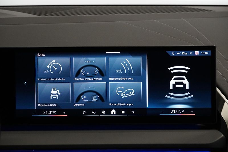 BMW X3 Xdrive20d,M-paket,ČR,HUD,Tažné - fotka 34 z 37