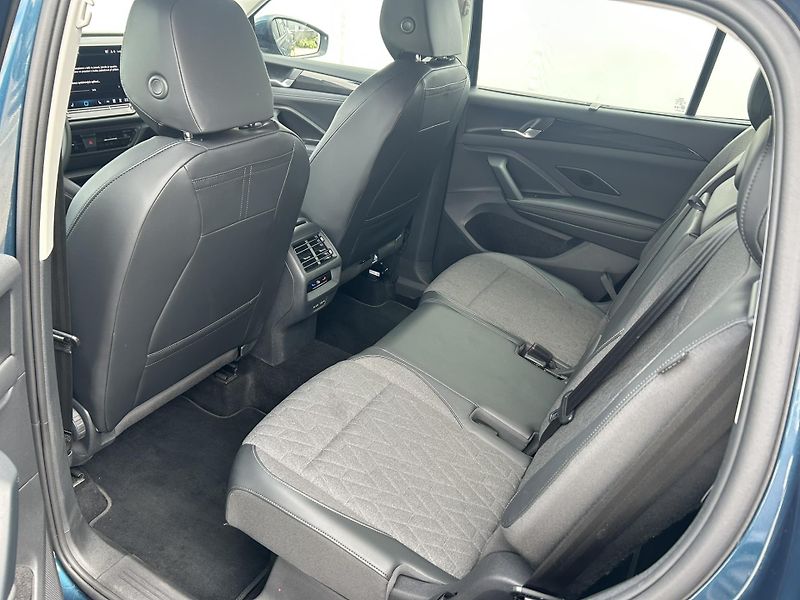 Volkswagen Tayron 1.5eTSI 110kW DSG 7 míst - fotka 7 z 25