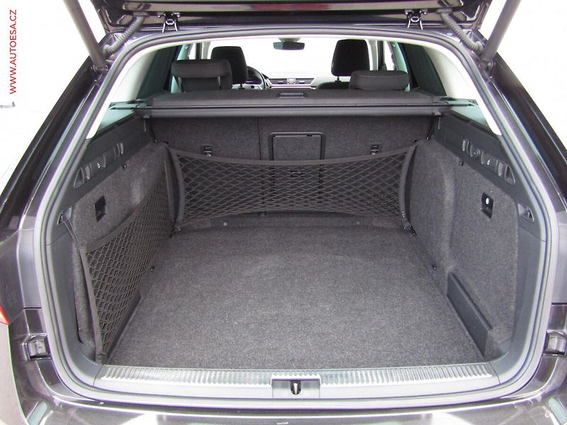 Škoda Superb (2021) 2.0 TDi, Style, DSG, LED - fotka 7 z 21