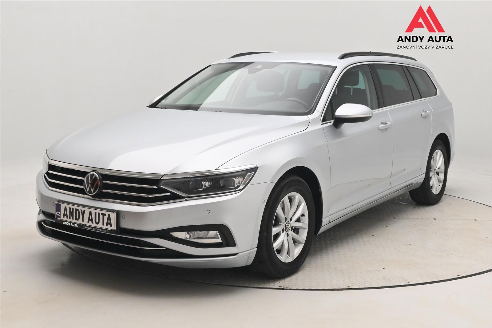 Volkswagen Passat 2,0 TDI 110kW DSG Business Zár