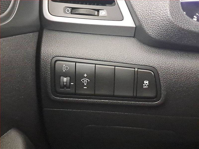 Hyundai Tucson (2016) 1.6 GDI, Park. senzory - fotka 16 z 19