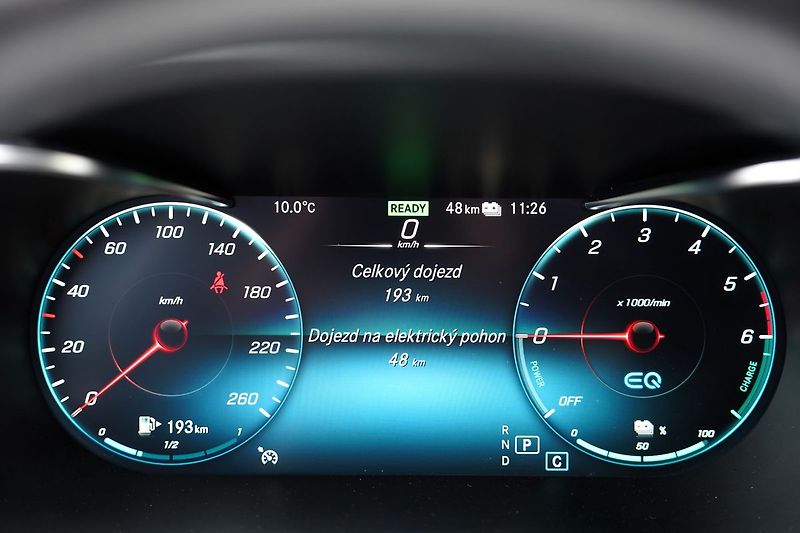 Mercedes-Benz GLC 300 de 4Matic Coupe AMG,ČR - fotka 35 z 46