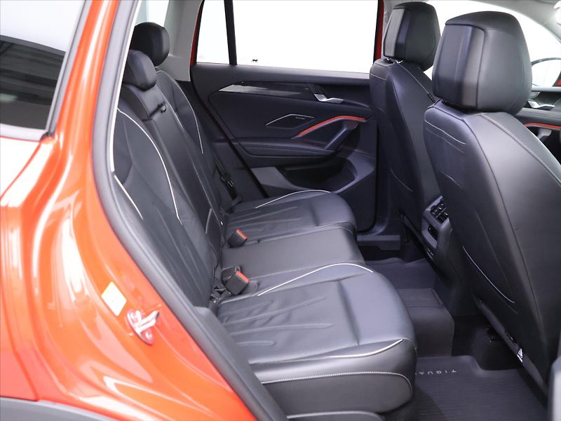 Volkswagen Tiguan 1,5 eTSI 110kW mHEV DSG CZ DPH - fotka 13 z 31