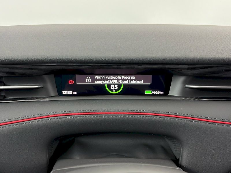 Volkswagen ID.7 Tourer (2025) GTX 250kW 4Motion, 91kWh - fotka 9 z 40