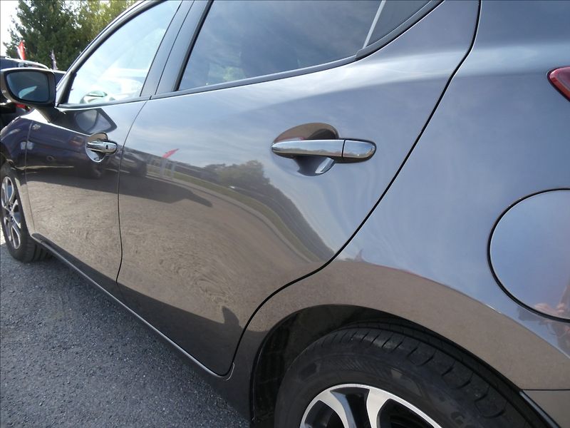 Mazda 2 1,5 Skyactiv 66kW,2xkola,NAVIG - fotka 16 z 59