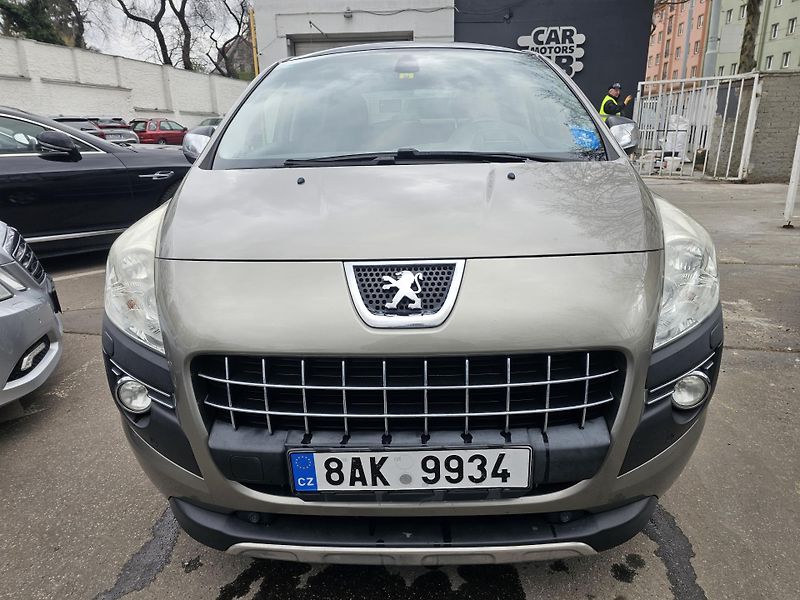 Peugeot 3008 2,0 HDI Panorama - fotka 2 z 16