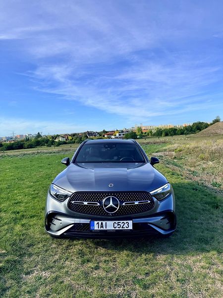 Mercedes-Benz GLC (2022) GLC 300, AMG paket, Airmatic.. - fotka 2 z 14