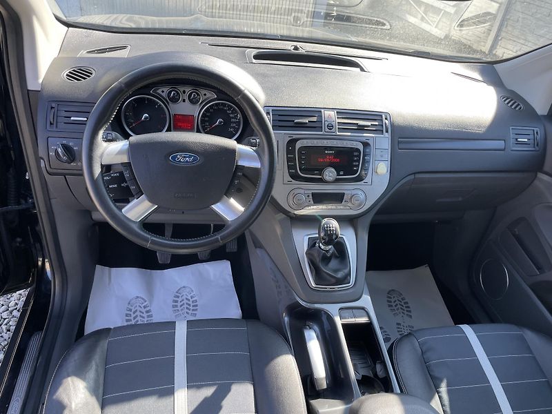 Ford Kuga 2.0TDC-i 4x4 135PS TITANIUM!!! - fotka 117 z 189