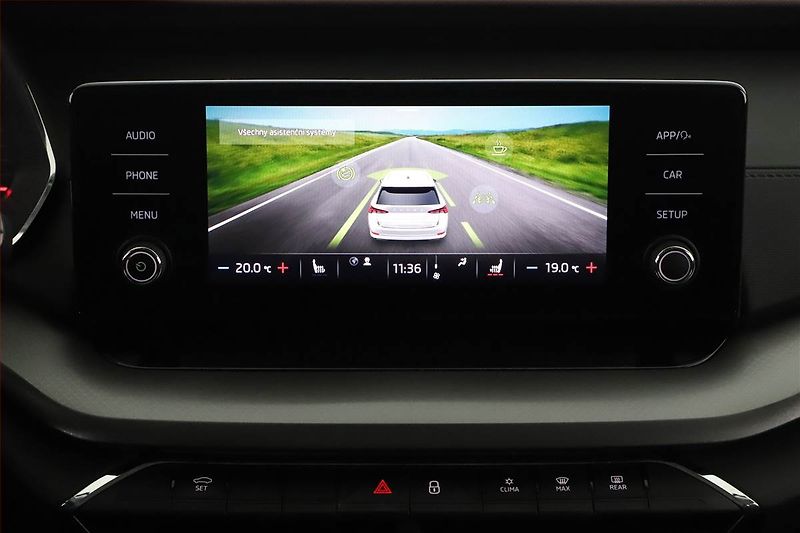 Škoda Octavia (2022) Ambition 2.0 TDI, ČR,1.maj - fotka 14 z 18