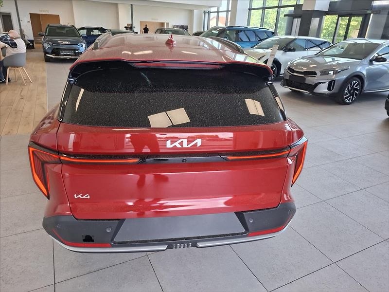Kia K4 1,6 SW 7DCT TOP 132KW+17AL - fotka 2 z 5