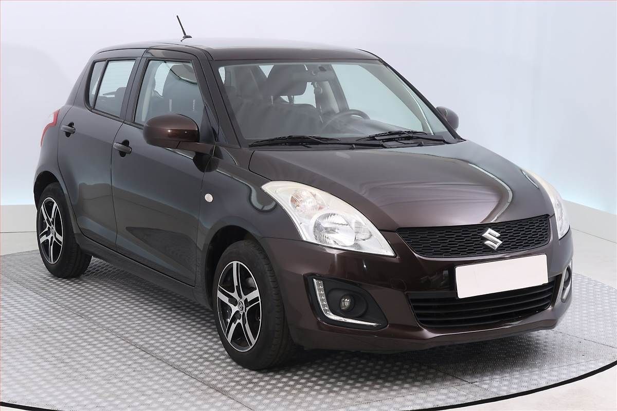 Suzuki Swift 1.2, ČR,1.maj, Serv.kniha